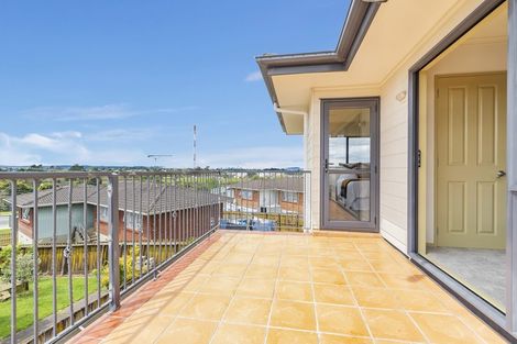 Photo of property in 14b Waimumu Road, Massey, Auckland, 0614