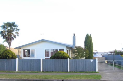 Photo of property in 75 Wycliffe Street, Onekawa, Napier, 4110