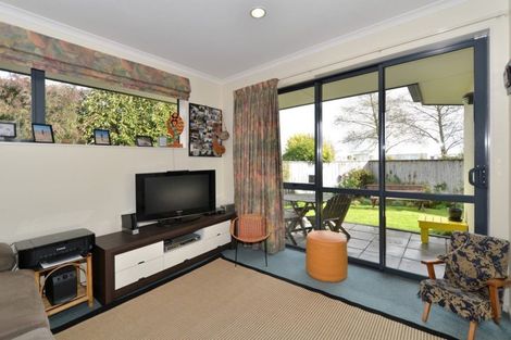 Photo of property in 28 Standish Place, Stoke, Nelson, 7011