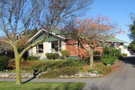 Photo of property in 31 Warren Crescent, Hillmorton, Christchurch, 8025