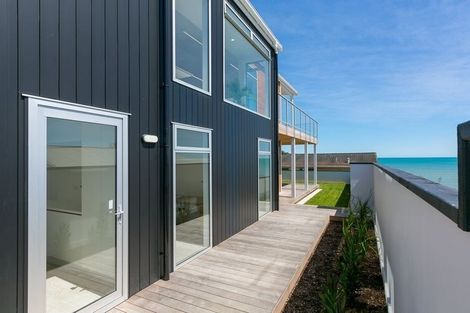 Photo of property in 16 Hine Street, New Plymouth, 4310