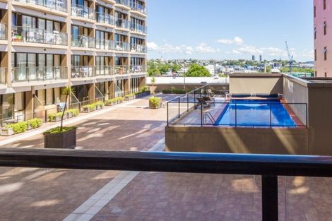 Photo of property in The Imperial Gardens Apartments, 512/135 Hobson Street, Auckland Central, Auckland, 1010
