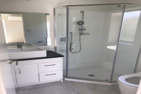 Photo of property in 21 Miharo Crescent, Flagstaff, Hamilton, 3210