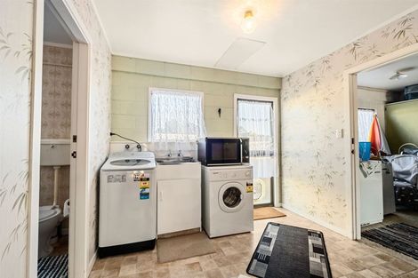 Photo of property in 1/6 Princess Street, Waitara, 4320