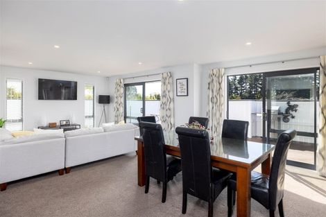 Photo of property in 20 Dunlops Crescent, Marshland, Christchurch, 8083