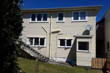 Photo of property in 85 Northland Road, Northland, Wellington, 6012