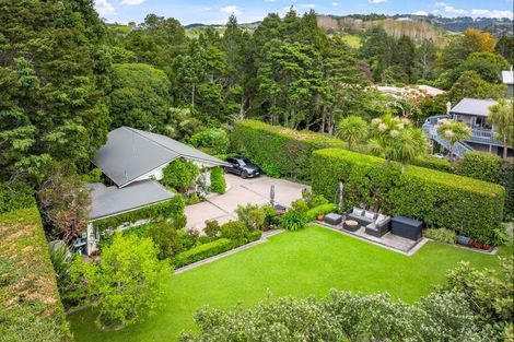 Photo of property in 8 Grand View Road, Leigh, 0985