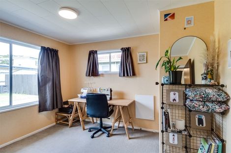 Photo of property in 50 Trigg Crescent, Taradale, Napier, 4112