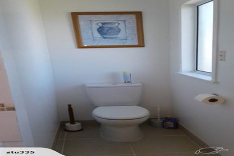 Photo of property in 3 Omori Place, Castlecliff, Whanganui, 4501