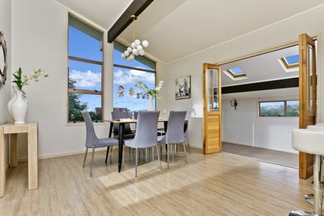 Photo of property in 6 Asbury Crescent, Campbells Bay, Auckland, 0630