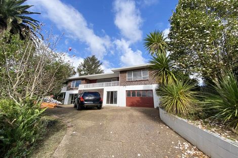 Photo of property in 2 Hogan Street, Pukekohe, 2120