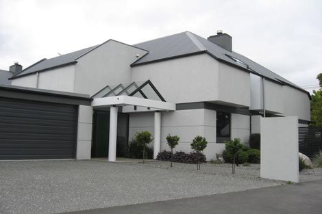 Photo of property in 25 Clyde Road, Upper Riccarton, Christchurch, 8041