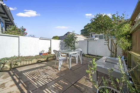Photo of property in 42 Weka Street, Miramar, Wellington, 6022