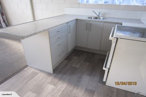 Photo of property in 1/112a Olliviers Road, Phillipstown, Christchurch, 8011