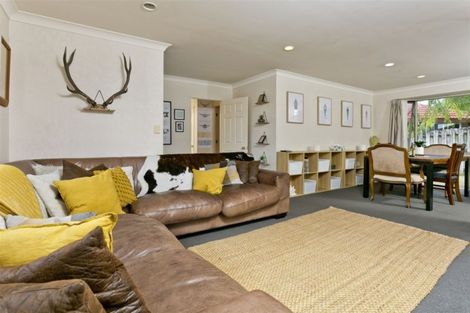 Photo of property in 37 Martin Jugum Lane, Ranui, Auckland, 0612