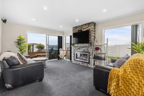 Photo of property in 152 Endeavour Drive, Whitby, Porirua, 5024