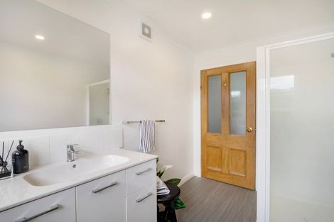 Photo of property in 21 Portal Street, Durie Hill, Whanganui, 4500