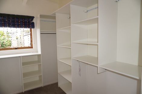 Photo of property in 11 Munstead Place, Hillcrest, Auckland, 0627