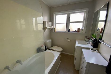 Photo of property in 251 Naenae Road, Naenae, Lower Hutt, 5011