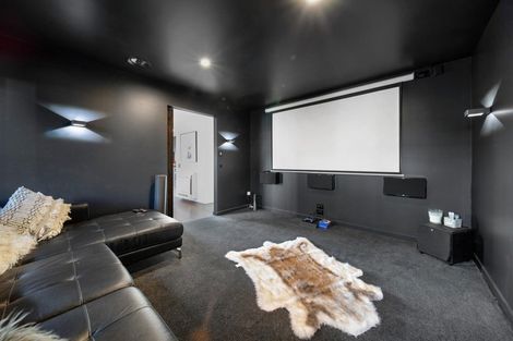 Photo of property in 11 Magnetic Place, Cromwell, 9310