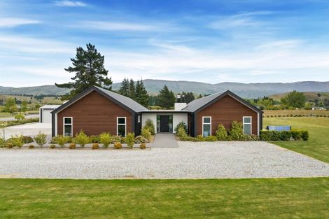 Photo of property in 28 Shortcut Road, Cromwell, 9310