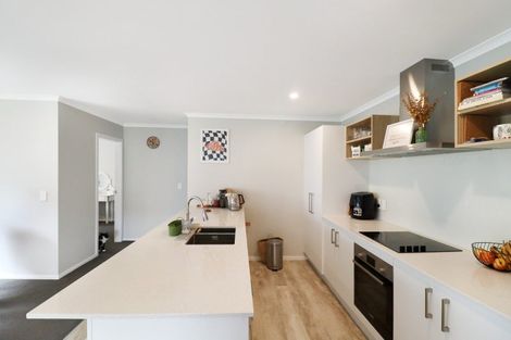 Photo of property in 23 Te Ara O Roimata, Wainuiomata, Lower Hutt, 5014