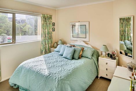Photo of property in 28 Saint Ives Drive, Camborne, Porirua, 5026