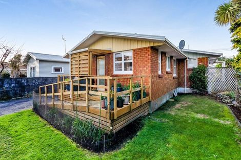 Photo of property in 10a Vogel Street, Fitzroy, New Plymouth, 4312