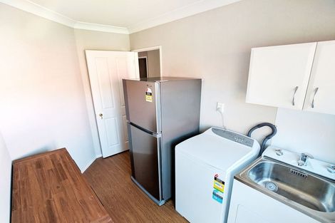 Photo of property in 25 Tralee Terrace, Dannemora, Auckland, 2016