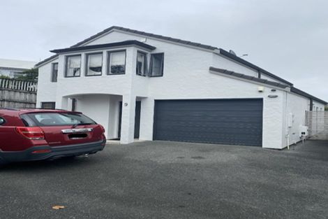 Photo of property in 9/64 Schnapper Rock Road, Schnapper Rock, Auckland, 0632