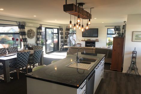 Photo of property in 37 Te Korari Street, Marshland, Christchurch, 8083