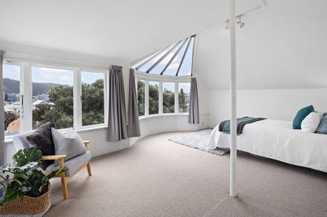 Photo of property in 6 Doctors Common, Mount Victoria, Wellington, 6011