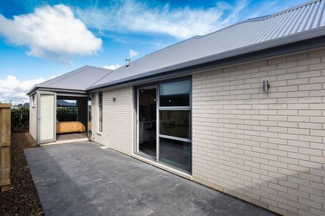 Photo of property in 20 Lussa Close, Broomfield, Christchurch, 8042