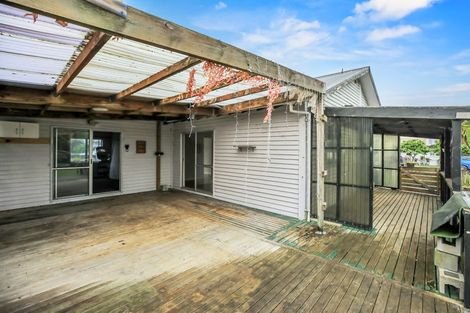 Photo of property in 24 Station Road, Paeroa, 3600