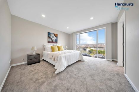 Photo of property in 35 Aviation Street, Takanini, 2112