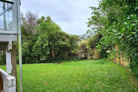 Photo of property in 27 Lynda Avenue, Paparangi, Wellington, 6037