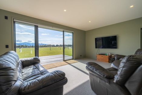 Photo of property in 877 Manapouri Te Anau Highway, Te Anau, 9679