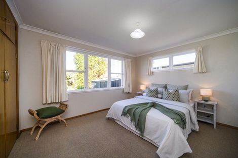 Photo of property in 6 Ruha Street, West End, Palmerston North, 4412