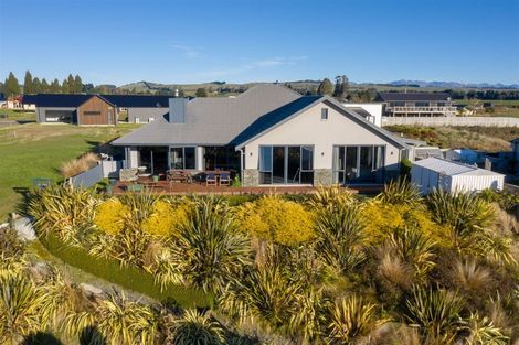 Photo of property in 12 Tawera Place, Te Anau, 9679