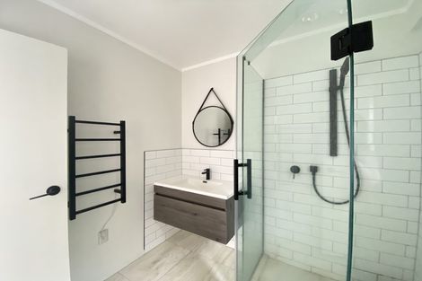 Photo of property in 1/36 Sandiacre Way, Browns Bay, Auckland, 0630