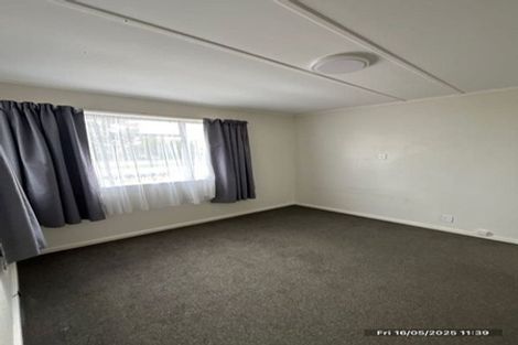 Photo of property in 1/72 Bridge Street, Bulls, 4818
