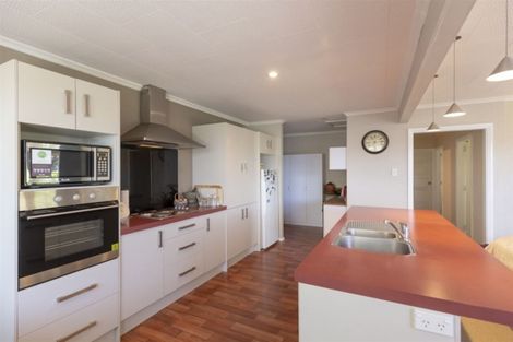 Photo of property in 11 Whakarewa Street, Motueka, 7120