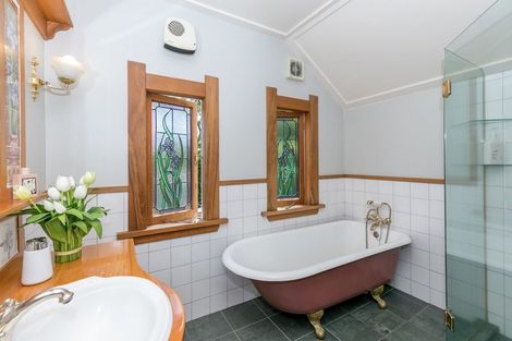 Photo of property in 5 Te Aroha Street, Hamilton East, Hamilton, 3216