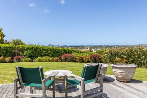 Photo of property in 115 Grand Drive, Orewa, 0931
