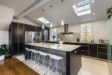 Photo of property in 16 Calliope Road, Devonport, Auckland, 0624