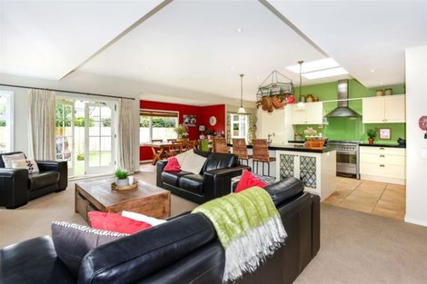 Photo of property in 55 Jeffreys Road, Fendalton, Christchurch, 8052