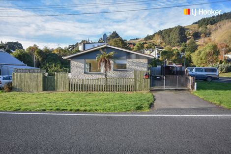 Photo of property in 13a Greenacres Street, Macandrew Bay, Dunedin, 9014