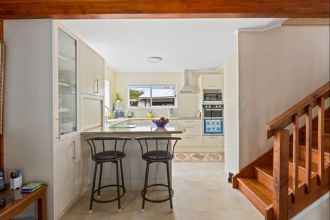 Photo of property in 83 Stillwater Crescent, Stillwater, Silverdale, 0993