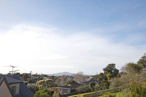 Photo of property in 94a Alton Avenue, Hillcrest, Auckland, 0627