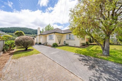 Photo of property in 32 Mcleod Street, Elderslea, Upper Hutt, 5018